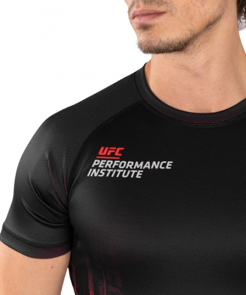 Venum Rashguard UFC Performance Institute 2.0 schwarz/rot Kurz